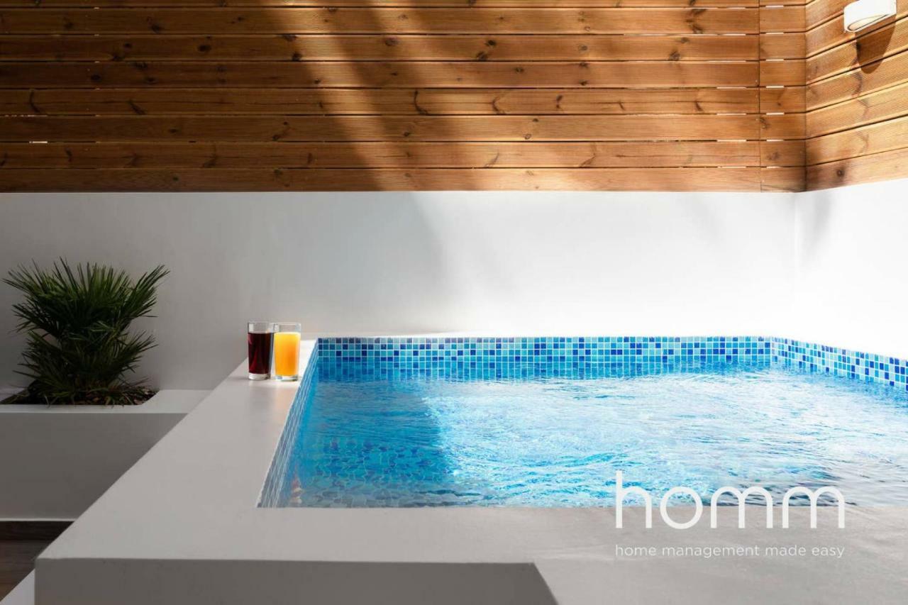 Nemeseos Ground Floor Homm Apartment With Roof Garden And Wading Pool Athena Bagian luar foto