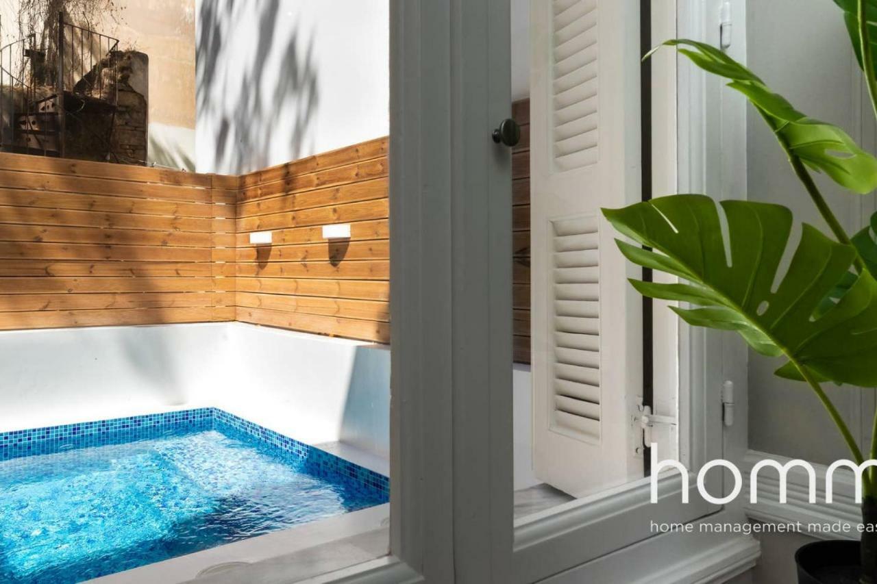 Nemeseos Ground Floor Homm Apartment With Roof Garden And Wading Pool Athena Bagian luar foto